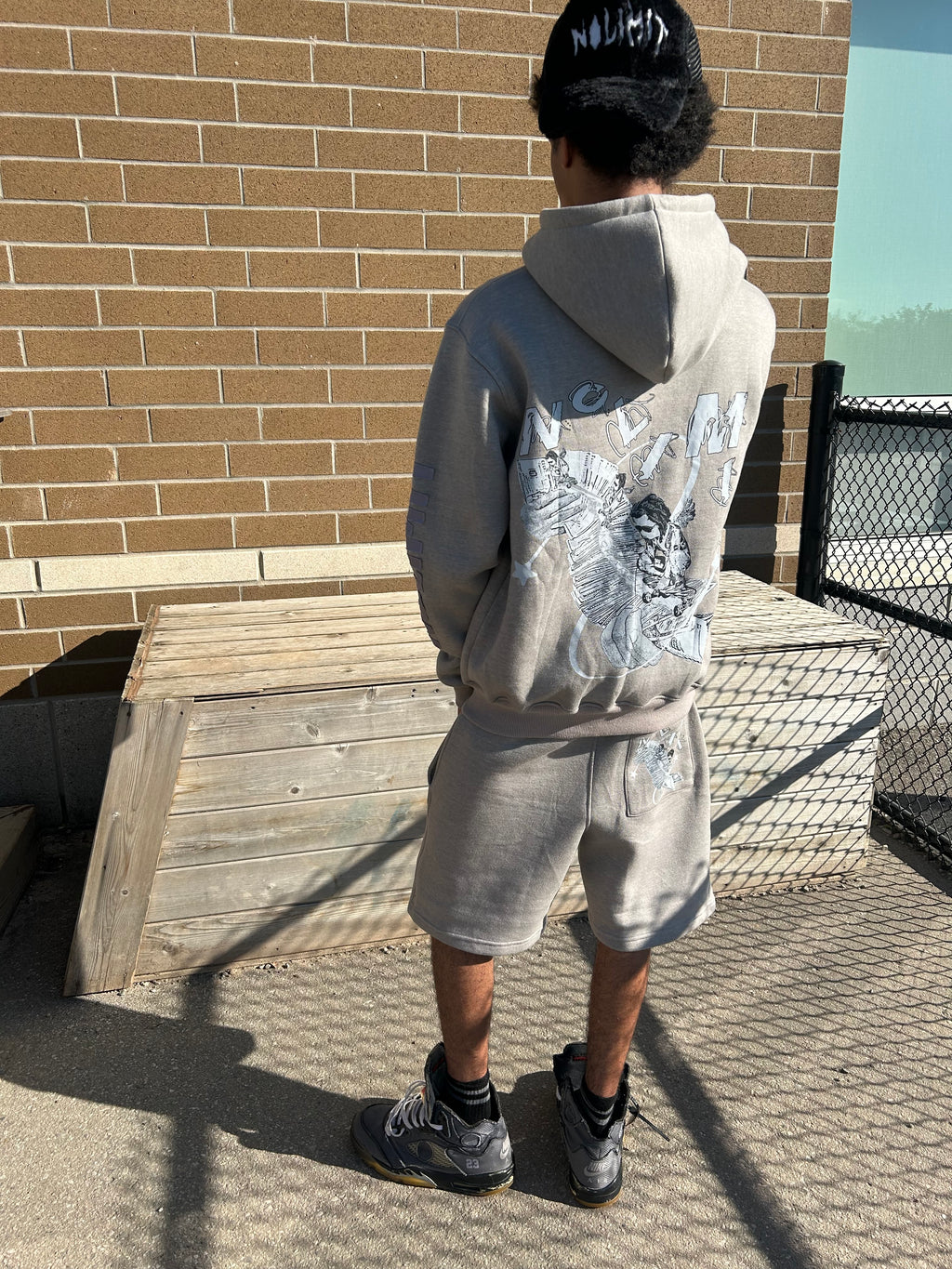 Grey "NOLIMIT" Rope String Money Spread Shorts
