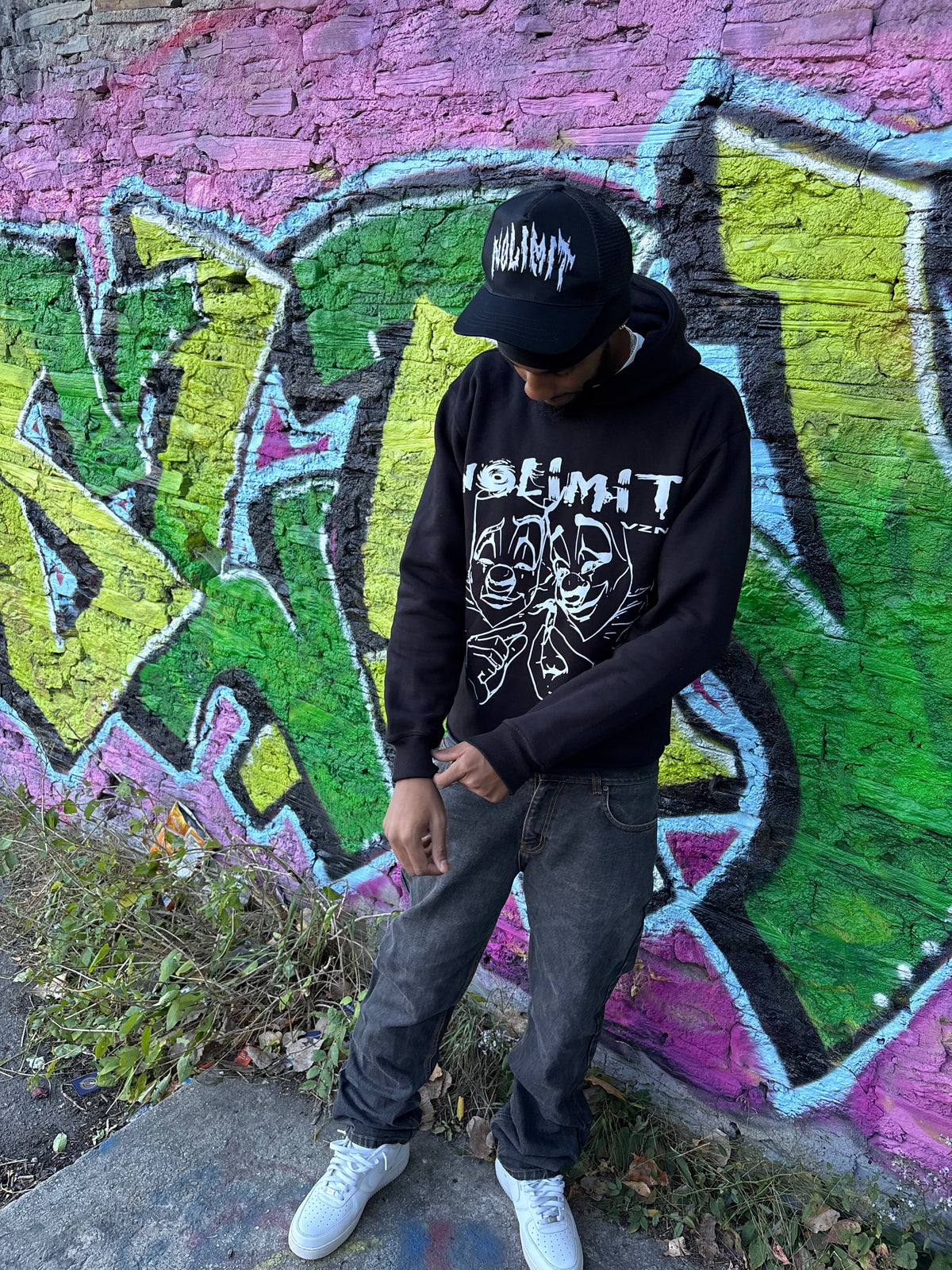 🎭 smoking "nolimit" b&w pullover